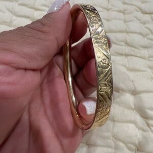 Floral Engraved Gold Filled  Bracelet Bangle 12K 20GF